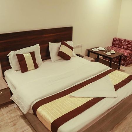 Basoya Farm 2Bhk Villla With Pool - 10 Min Away From Chattarpur Faridabad Eksteriør bilde